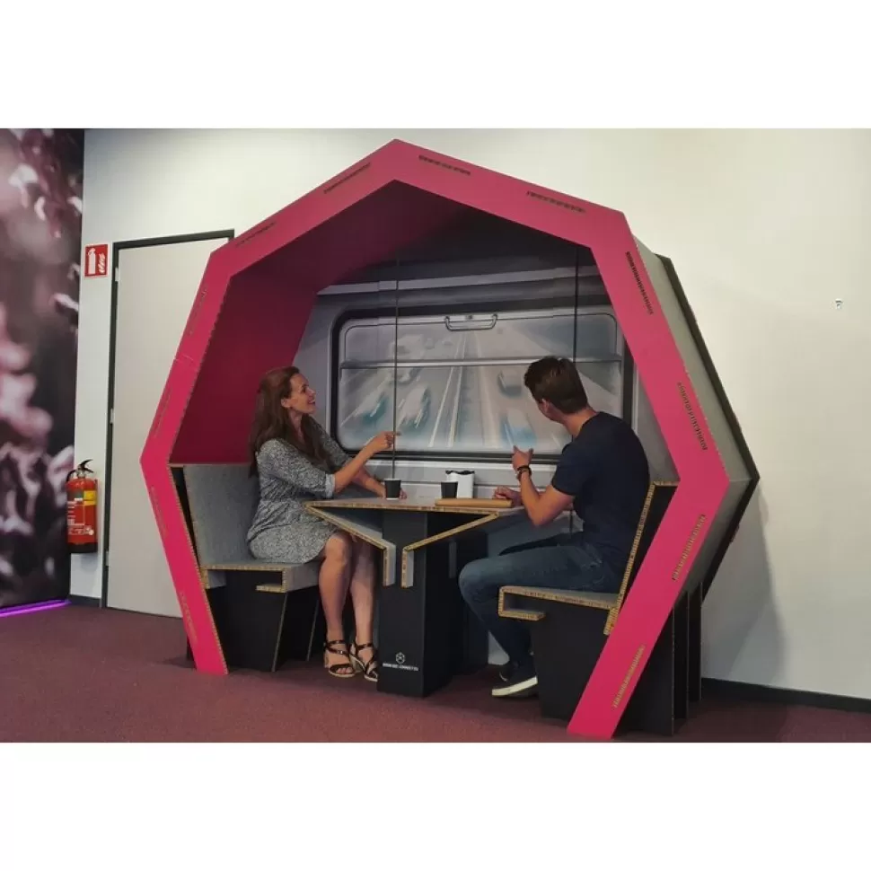 KarTent Bedrukte Producten^Kartonnen Mobiele Vergaderruimte